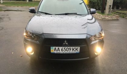 Mitsubishi Outlander 2010