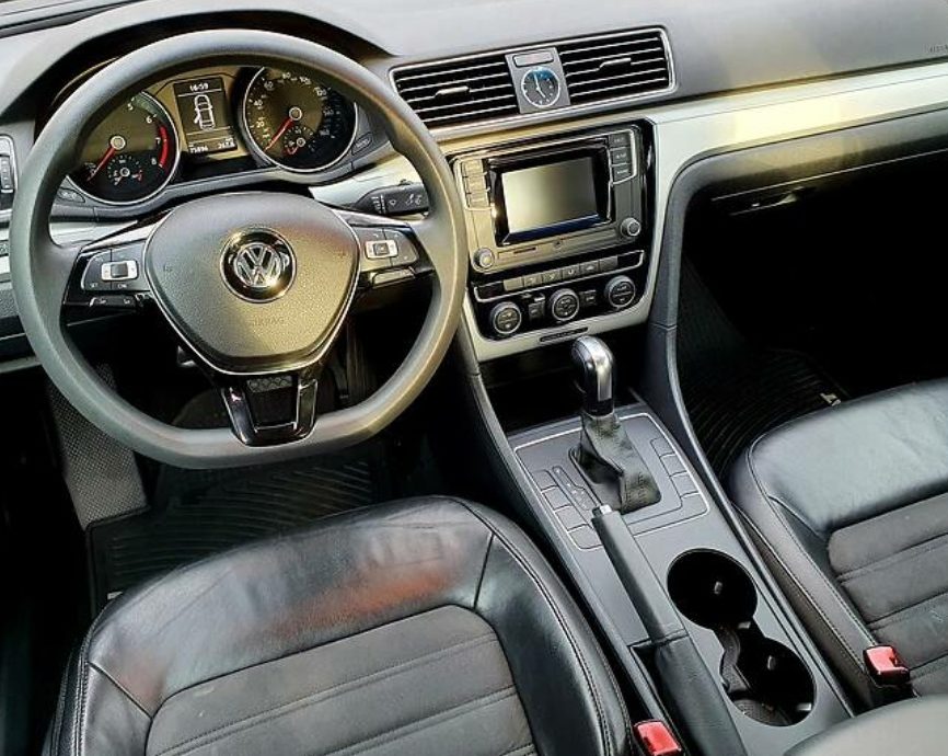 Volkswagen Passat B8 2016