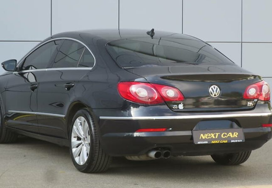 Volkswagen CC 2011