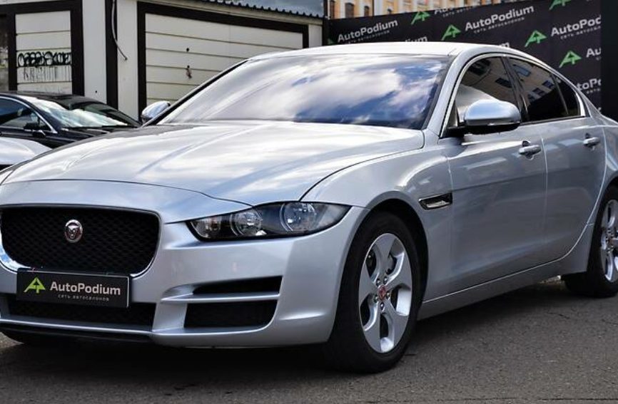 Jaguar XE 2016