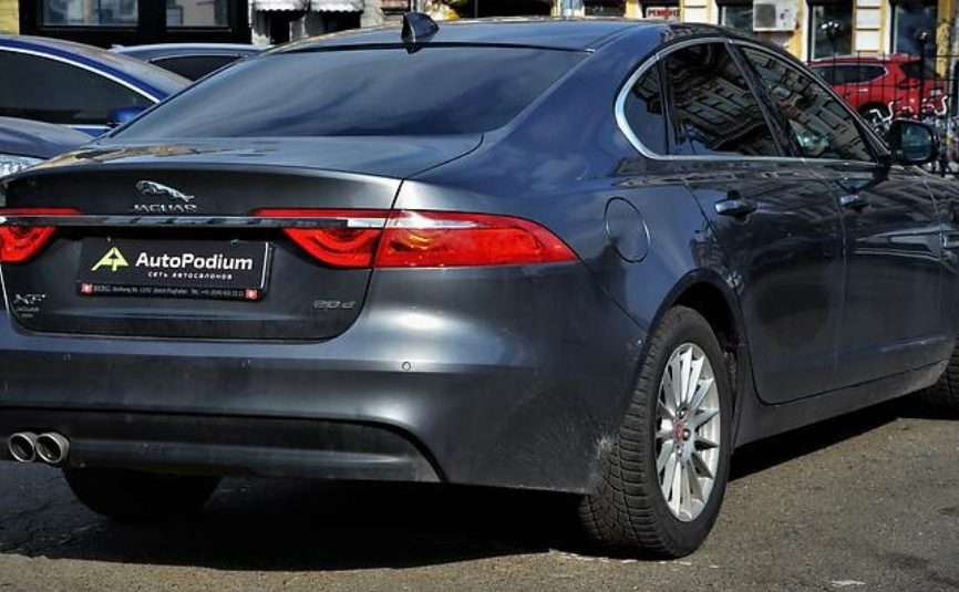 Jaguar XF 2016