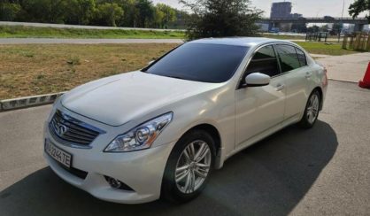 Infiniti G25 2011