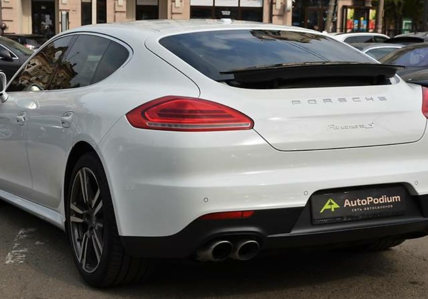 Porsche Panamera 2013