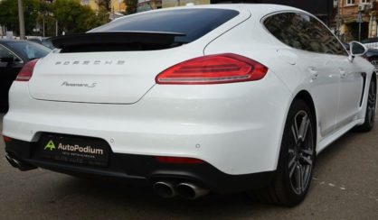 Porsche Panamera 2013