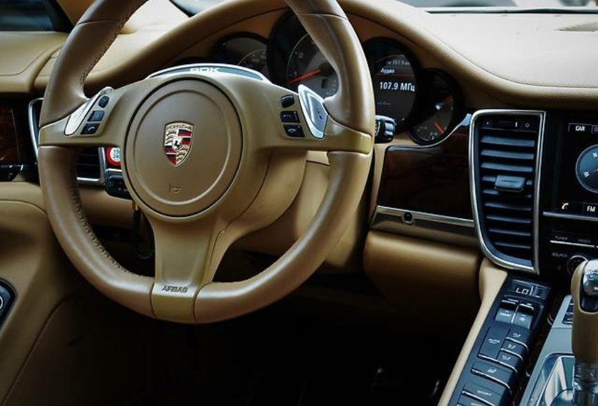 Porsche Panamera 2013