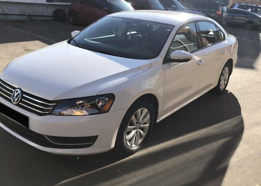 Volkswagen Passat B7 2011