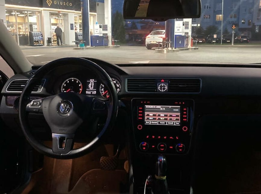 Volkswagen Passat B7 2013