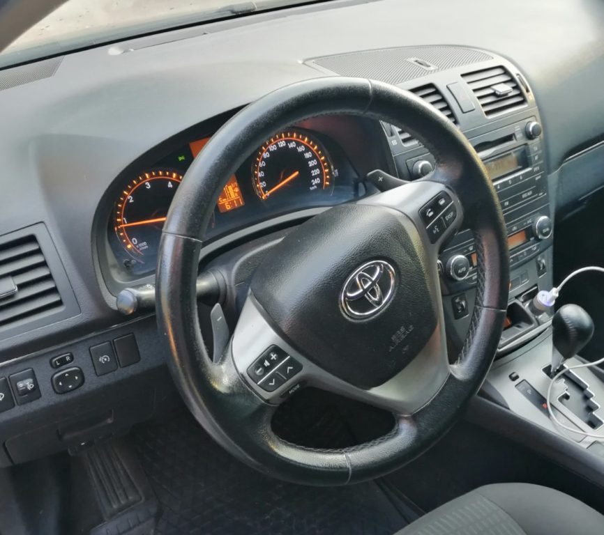 Toyota Avensis 2009