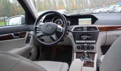 Mercedes-Benz C-Class 2011