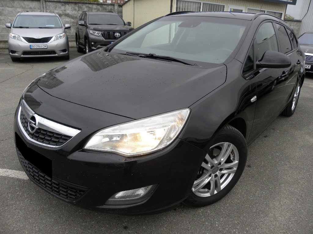 Opel astra j 2011