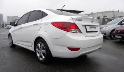 Hyundai Accent 2012