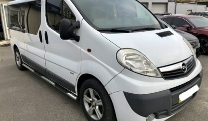 Opel Vivaro пасс. 2008