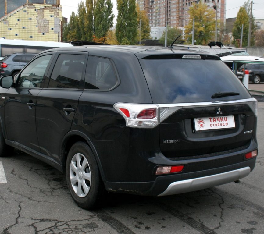 Mitsubishi Outlander 2014