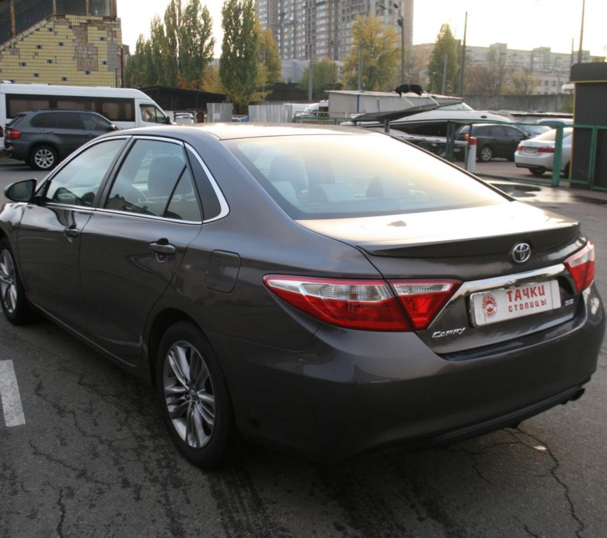 Toyota Camry 2015