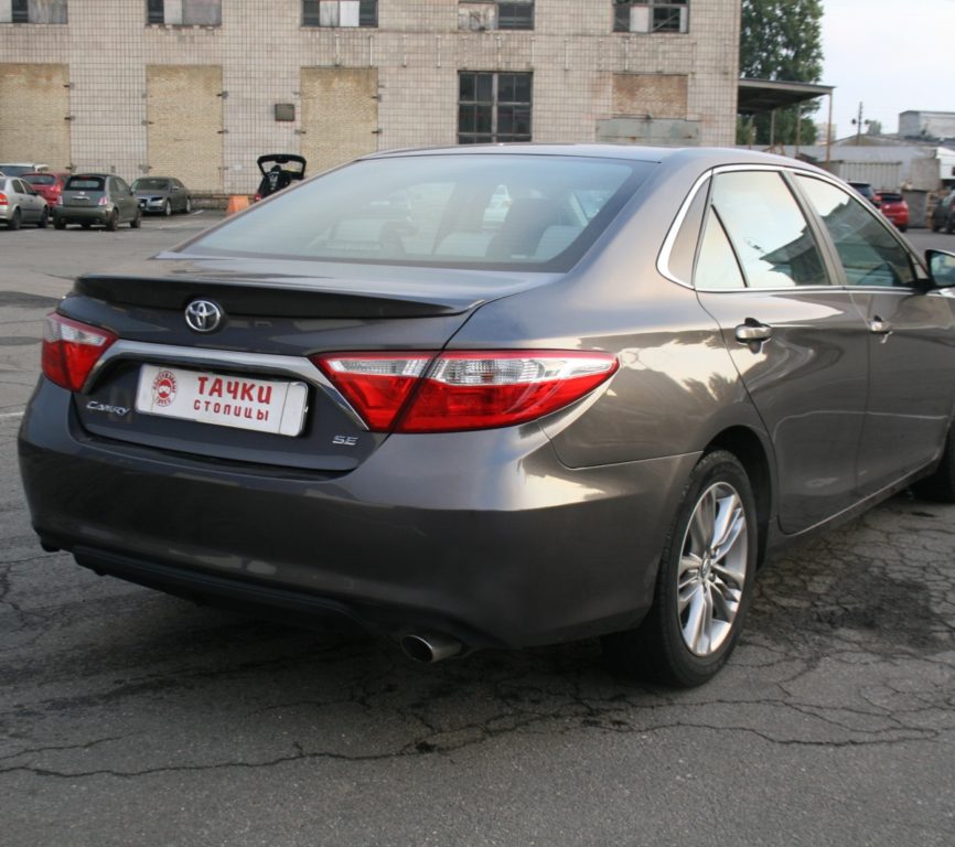 Toyota Camry 2015