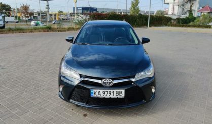 Toyota Camry 2015