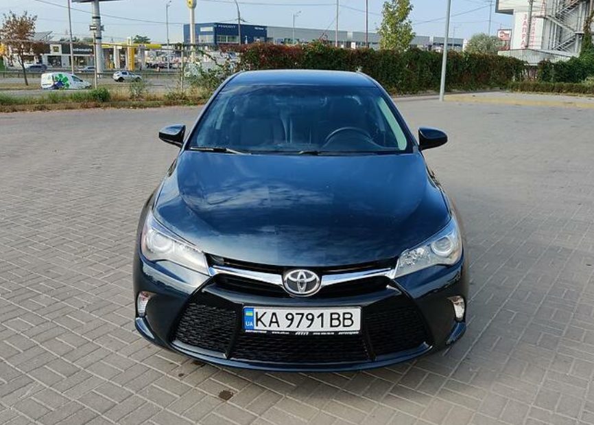 Toyota Camry 2015