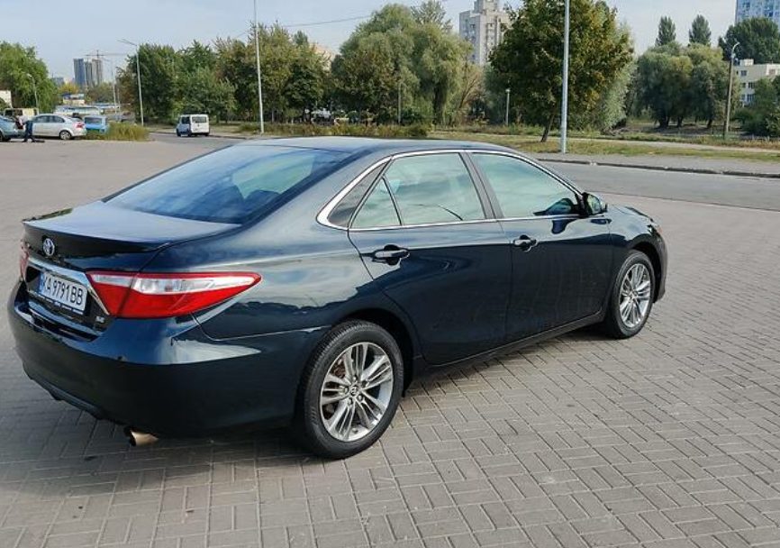 Toyota Camry 2015