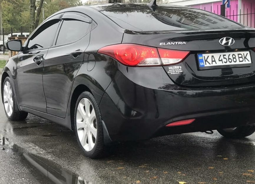 Hyundai Elantra 2013