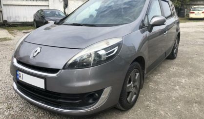 Renault Grand Scenic 2012