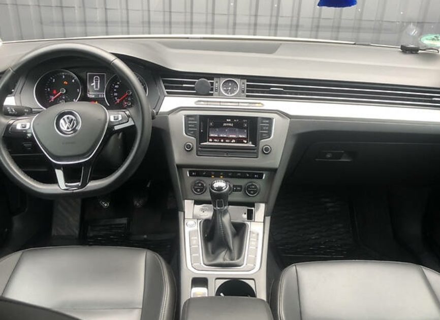 Volkswagen Passat B8 2016