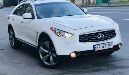 Infiniti QX70 2014