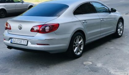 Volkswagen Passat CC 2010