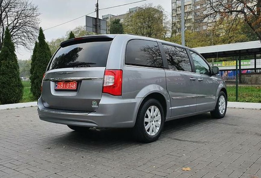 Chrysler Town & Country 2016