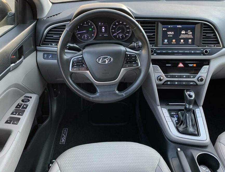 Hyundai Elantra 2016