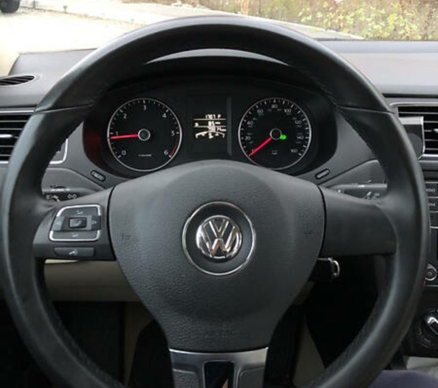 Volkswagen Jetta 2013