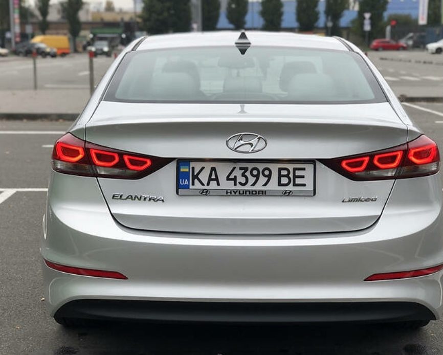 Hyundai Elantra 2016