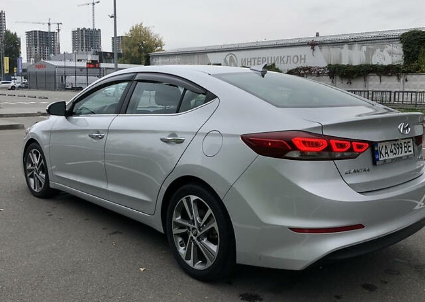 Hyundai Elantra 2016