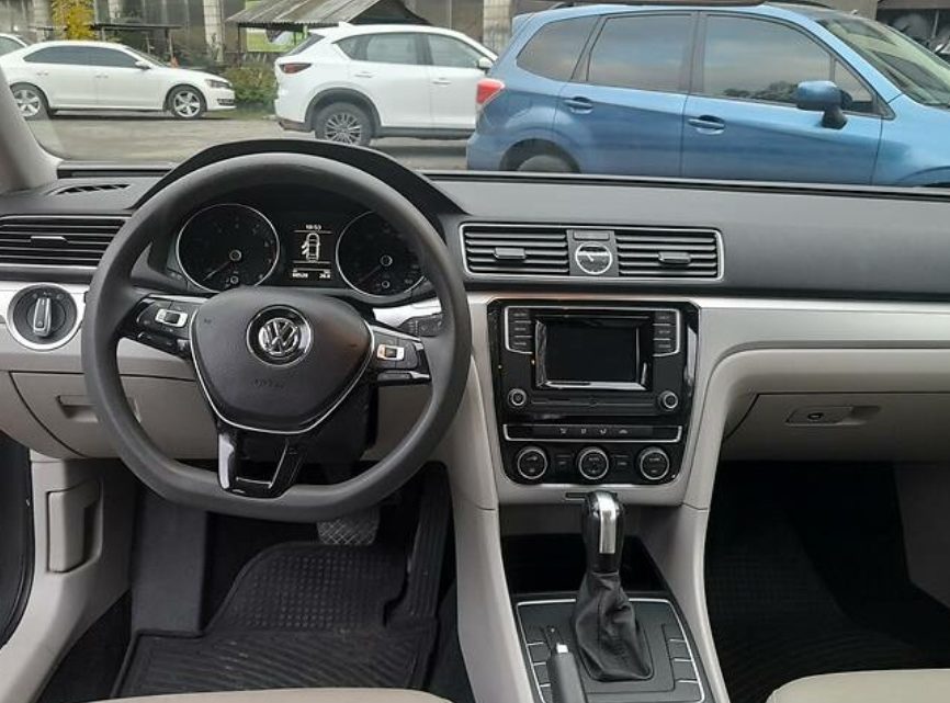 Volkswagen Passat B8 2016