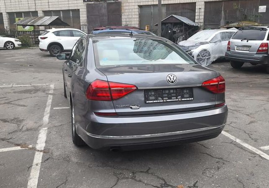 Volkswagen Passat B8 2016