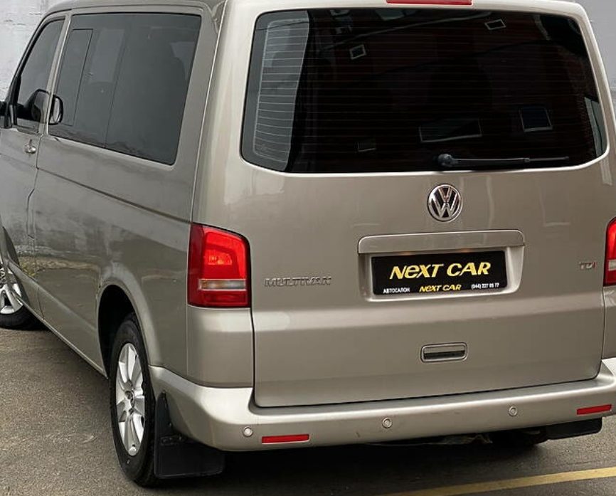 Volkswagen Multivan 2012