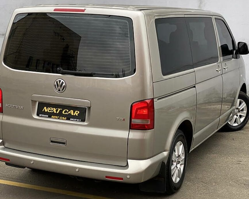 Volkswagen Multivan 2012