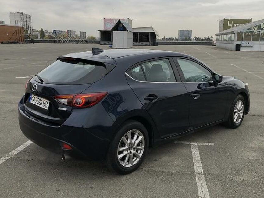 Mazda 3 2015