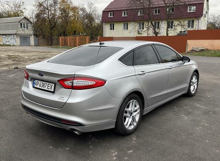 Ford Fusion 2016