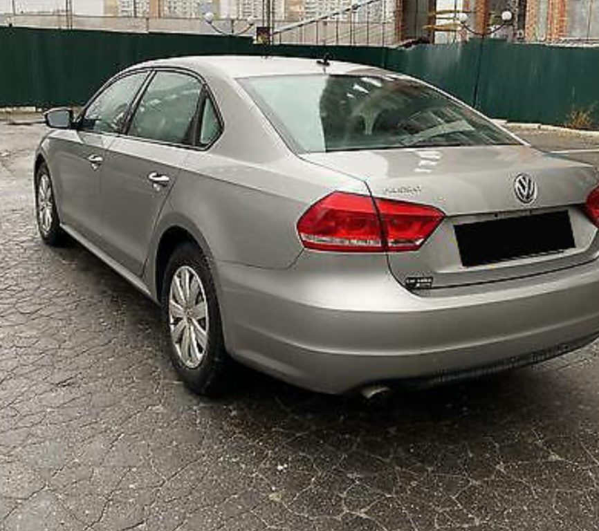 Volkswagen Passat B7 2013