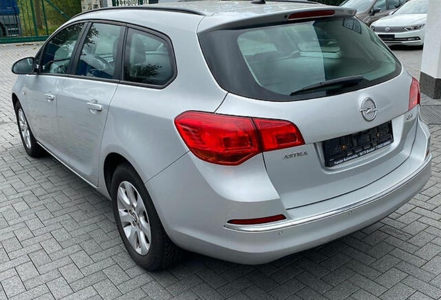 Opel Astra J 2015