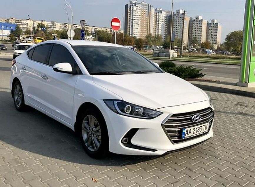 Hyundai Elantra 2018