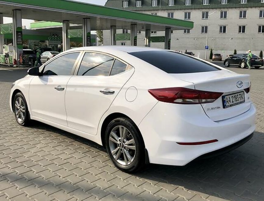 Hyundai Elantra 2018