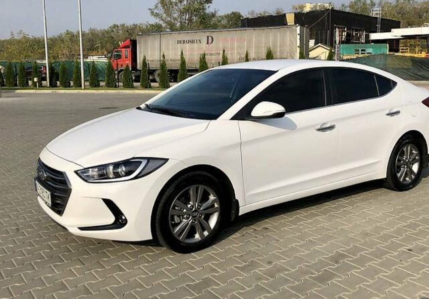 Hyundai Elantra 2018