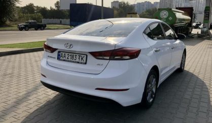 Hyundai Elantra 2018