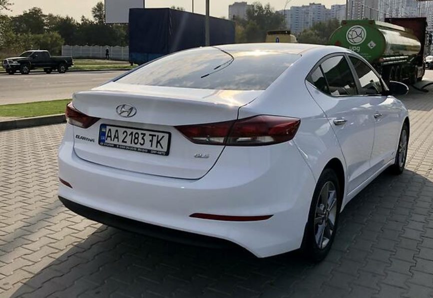 Hyundai Elantra 2018