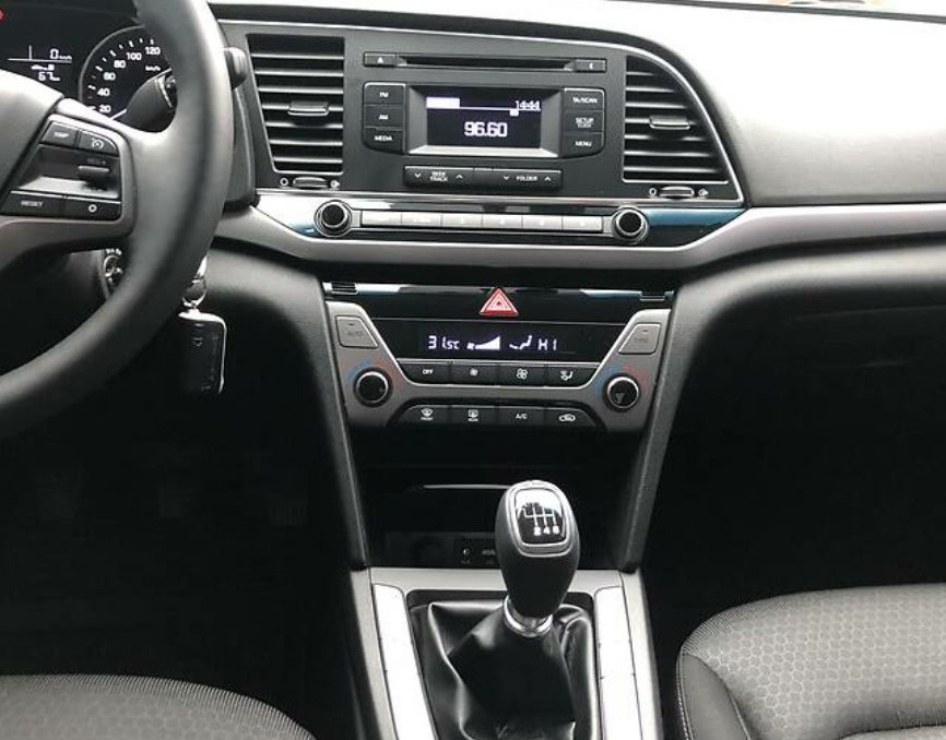 Hyundai Elantra 2018