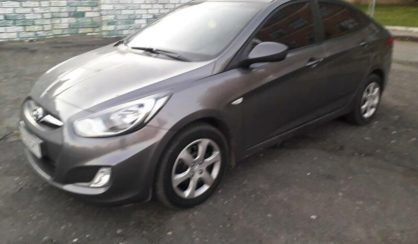 Hyundai Accent 2011