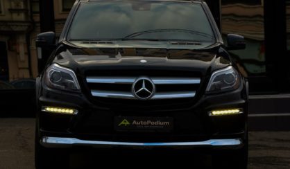 Mercedes-Benz GL 550 2013