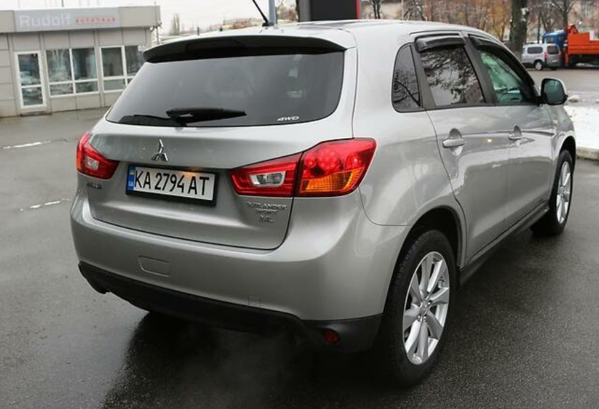 Mitsubishi Outlander 2015