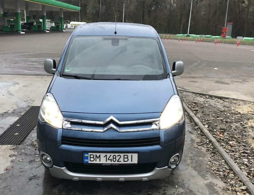 Citroen Berlingo пасс. 2011